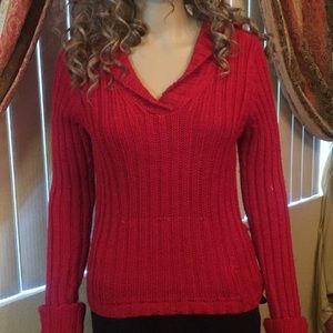 Beautiful Red Sweater w/hood sz med